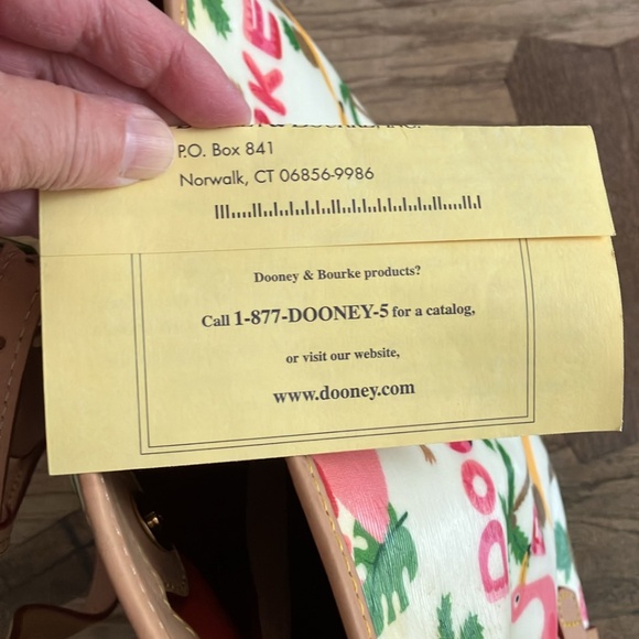 Dooney - Picture 3 of 4